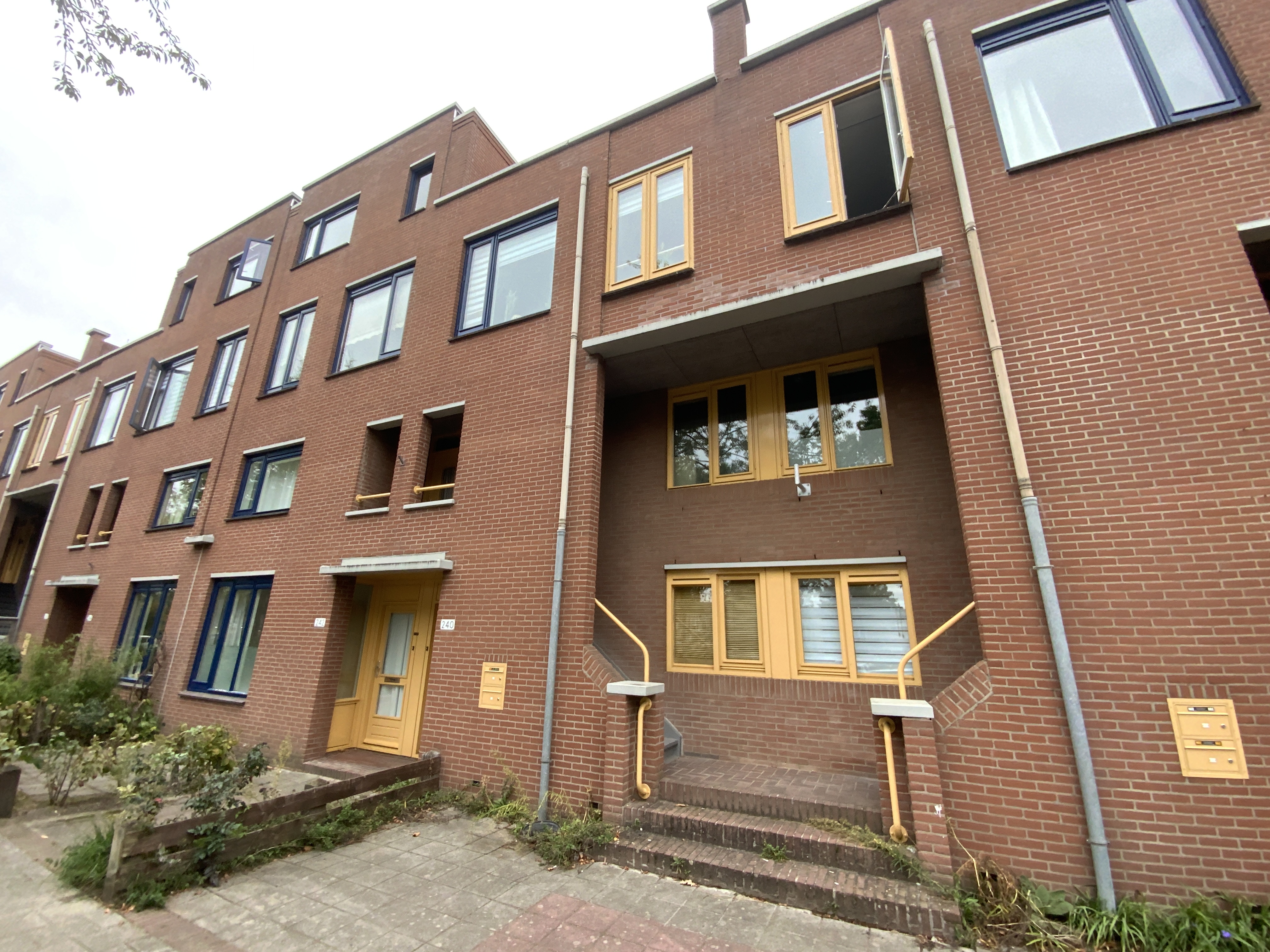 Nieuwendijk 238, 7311 RP Apeldoorn, Nederland