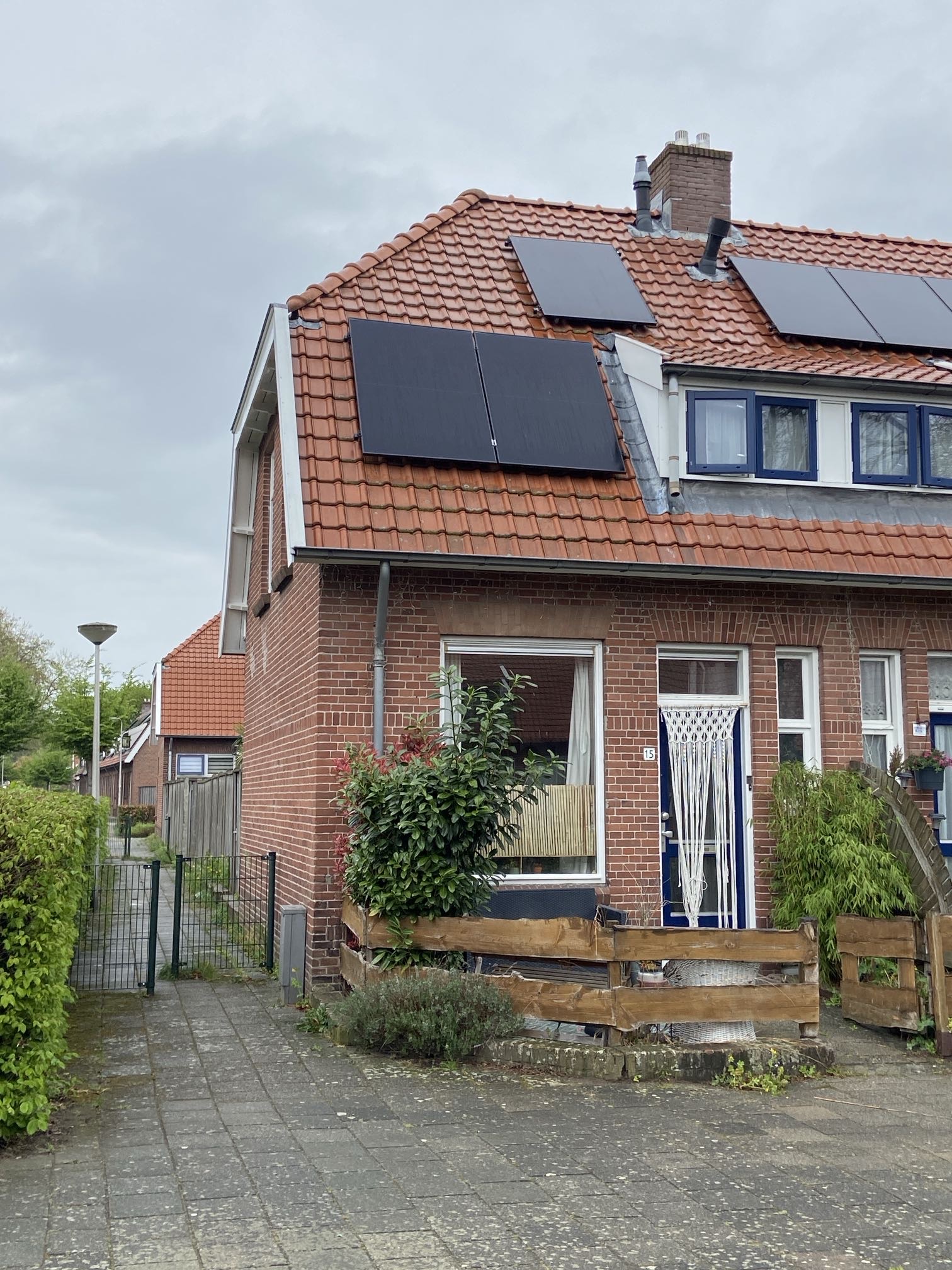 Enkdwarsstraat 15
