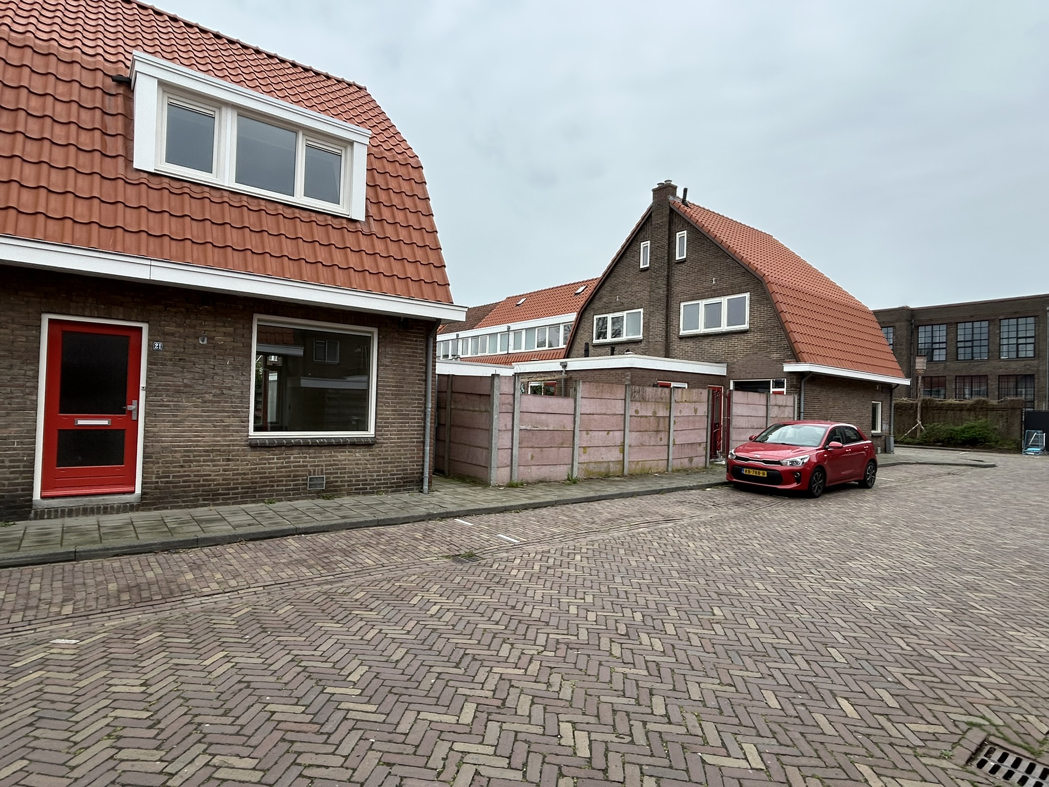 Lathmerstraat 21