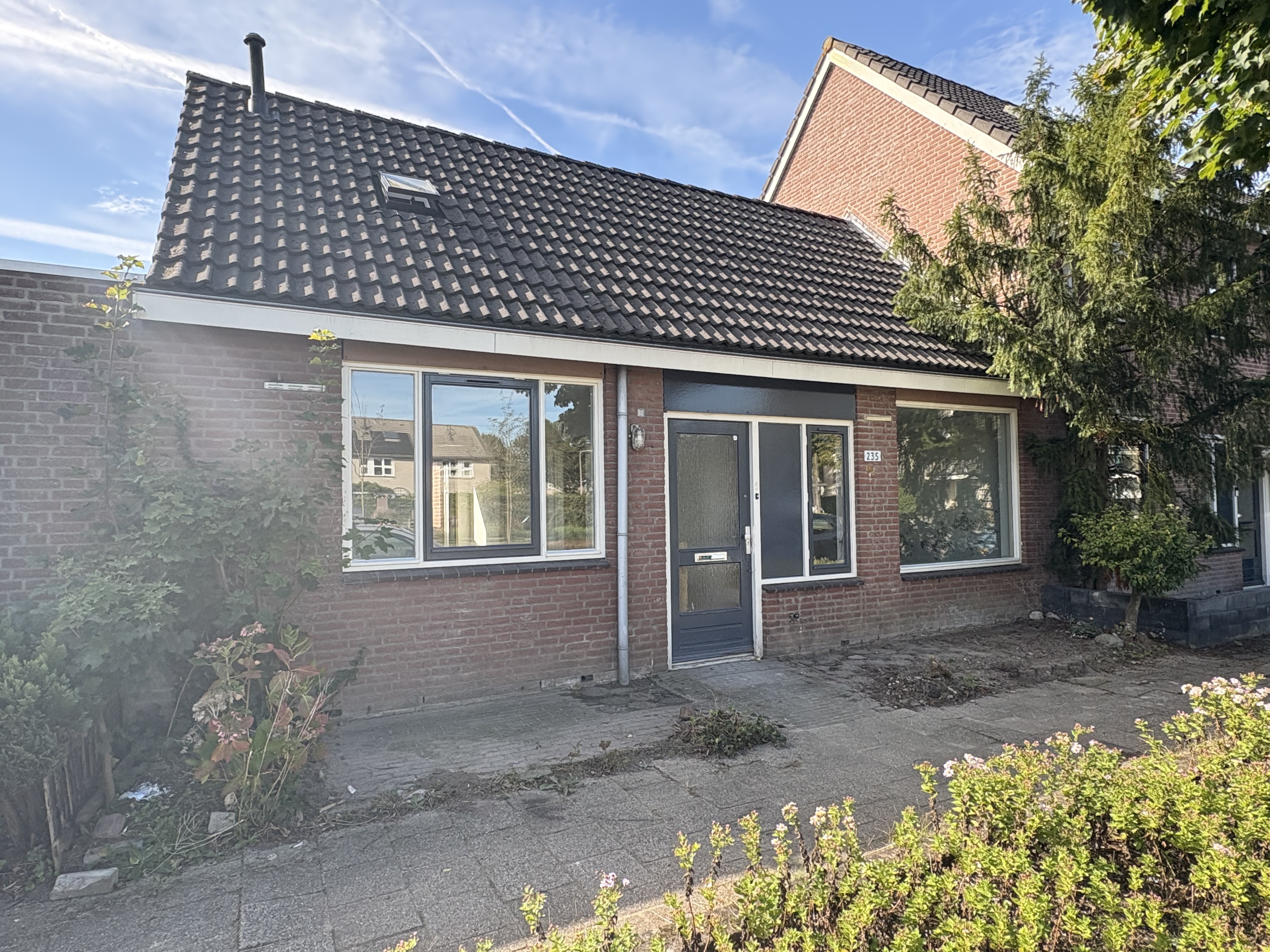 Lange Zandstraat 235, 7412 CG Deventer, Nederland