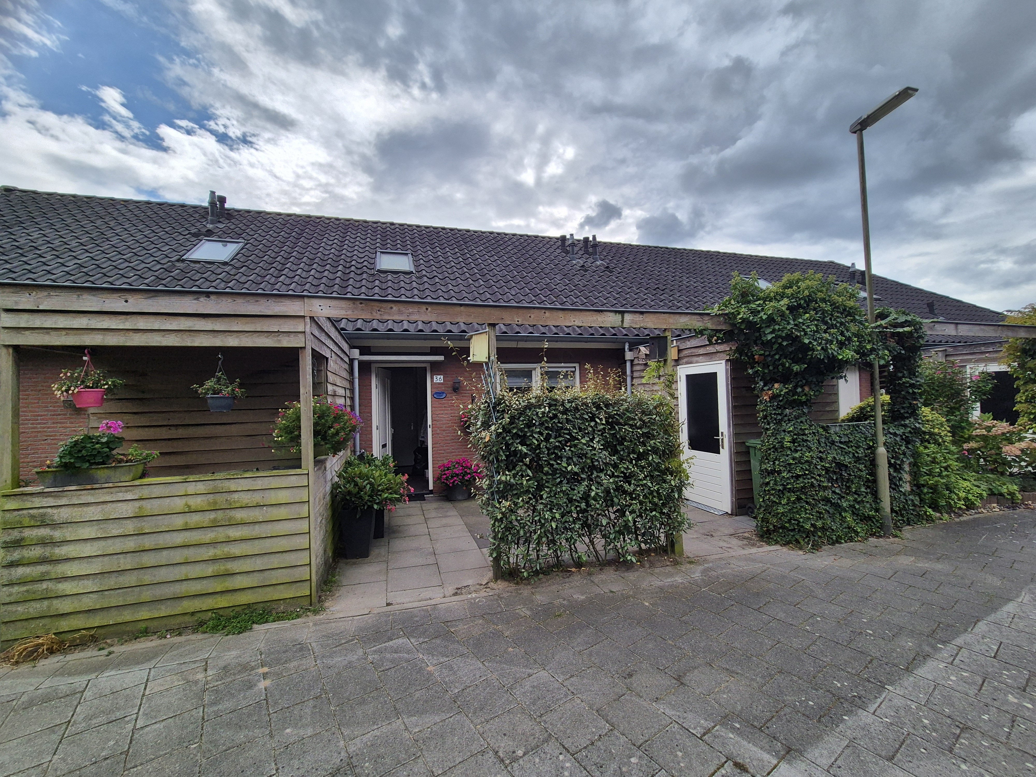 Egelantier 36, 6971 NA Brummen, Nederland