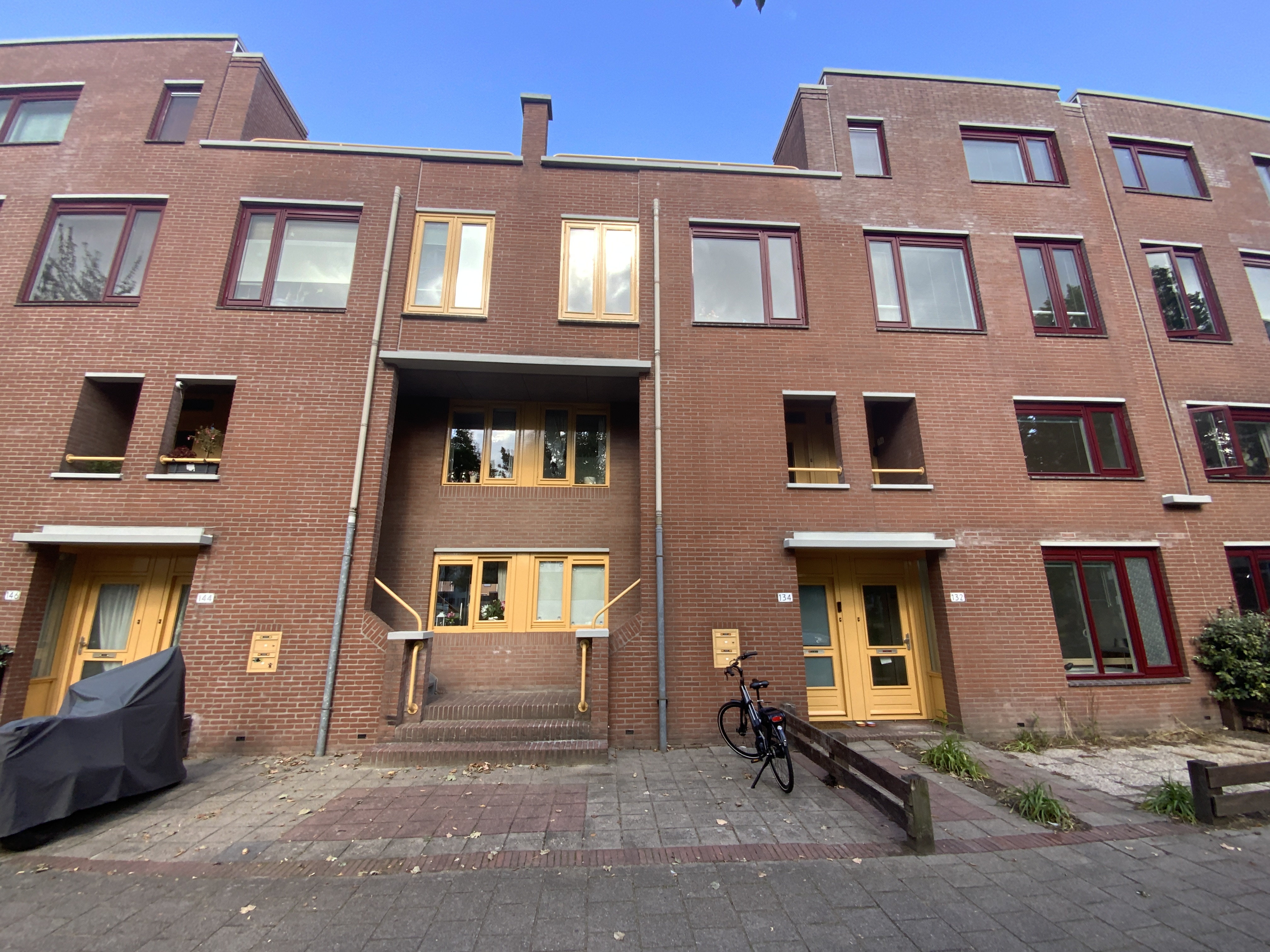 Nieuwendijk 138, 7311 RM Apeldoorn, Nederland