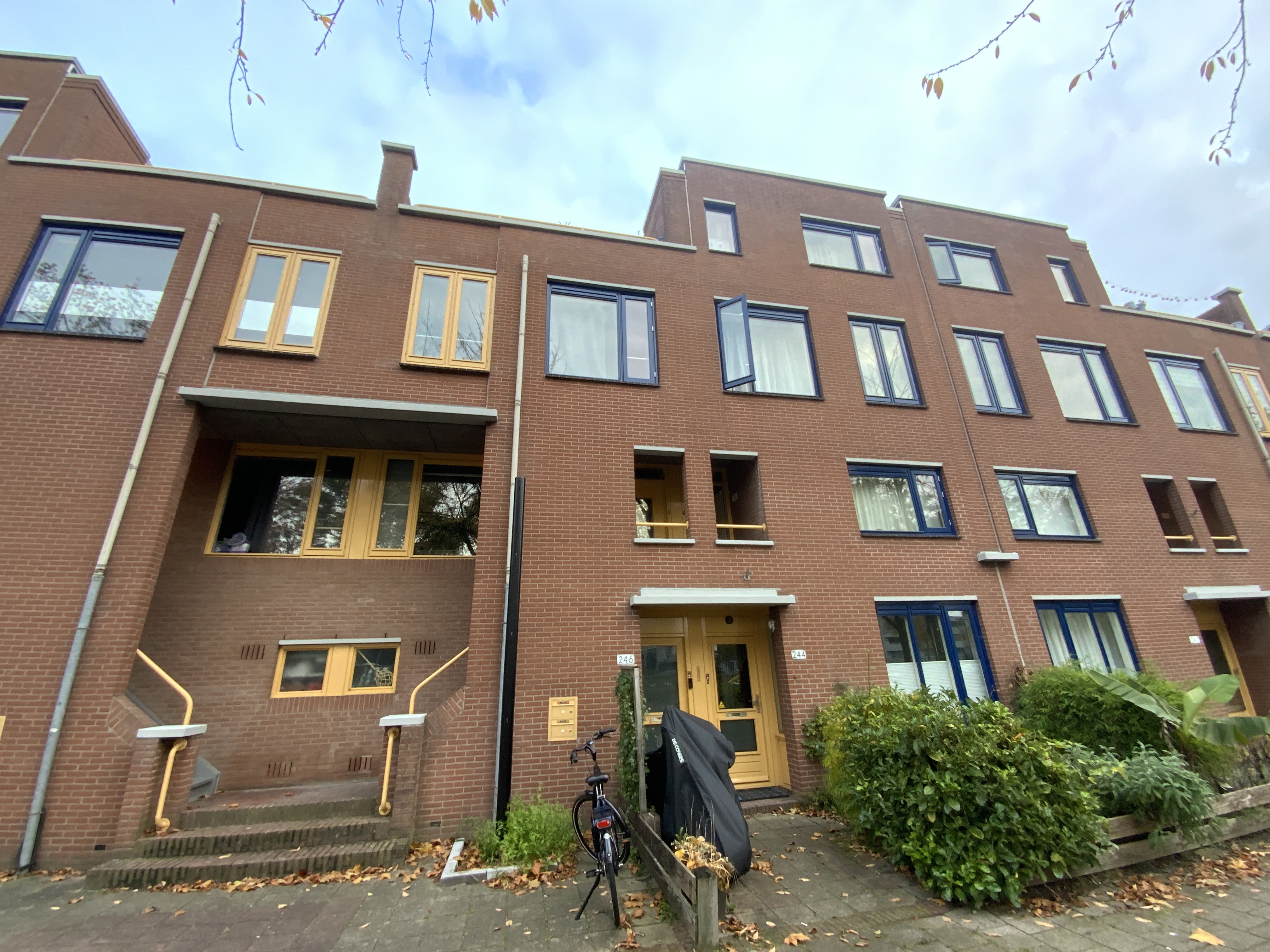 Kalverstraat 156, 7311 SM Apeldoorn, Nederland