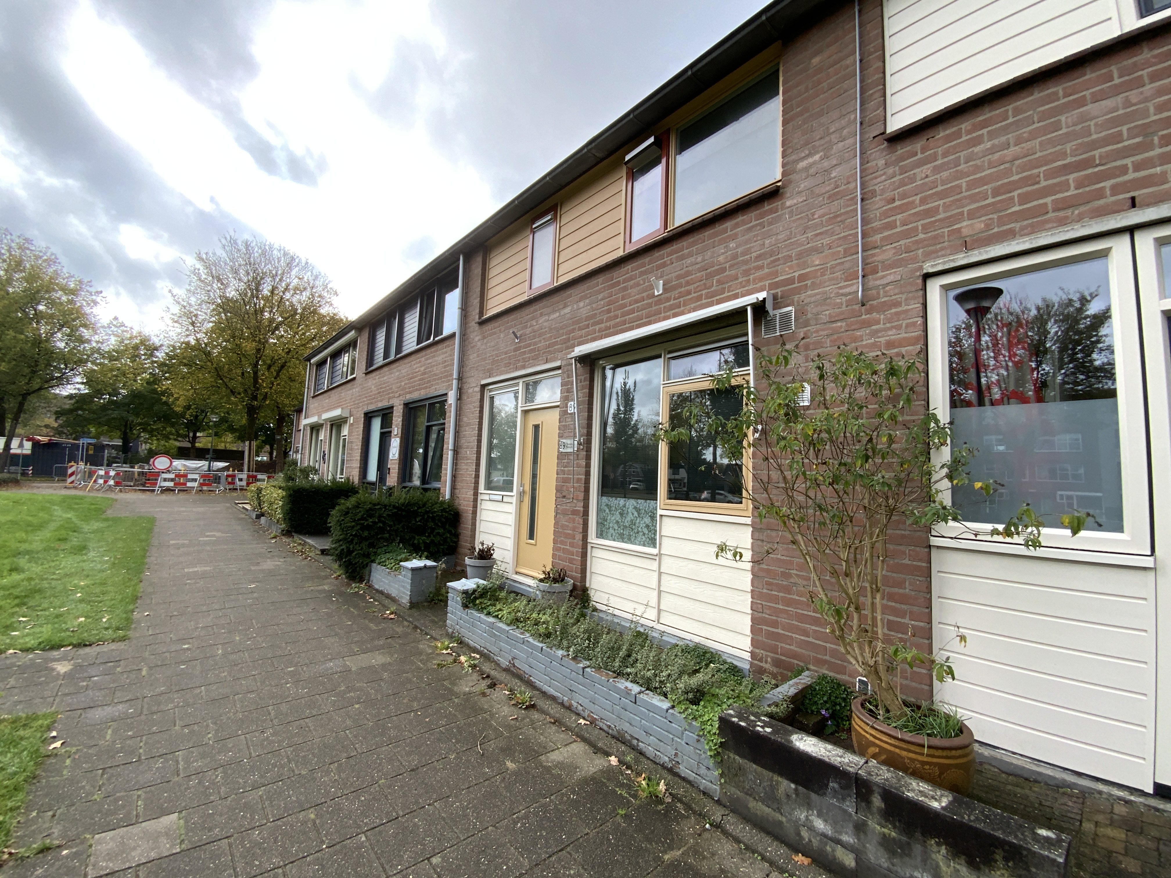 Zichtweg 89, 7335 AX Apeldoorn, Nederland