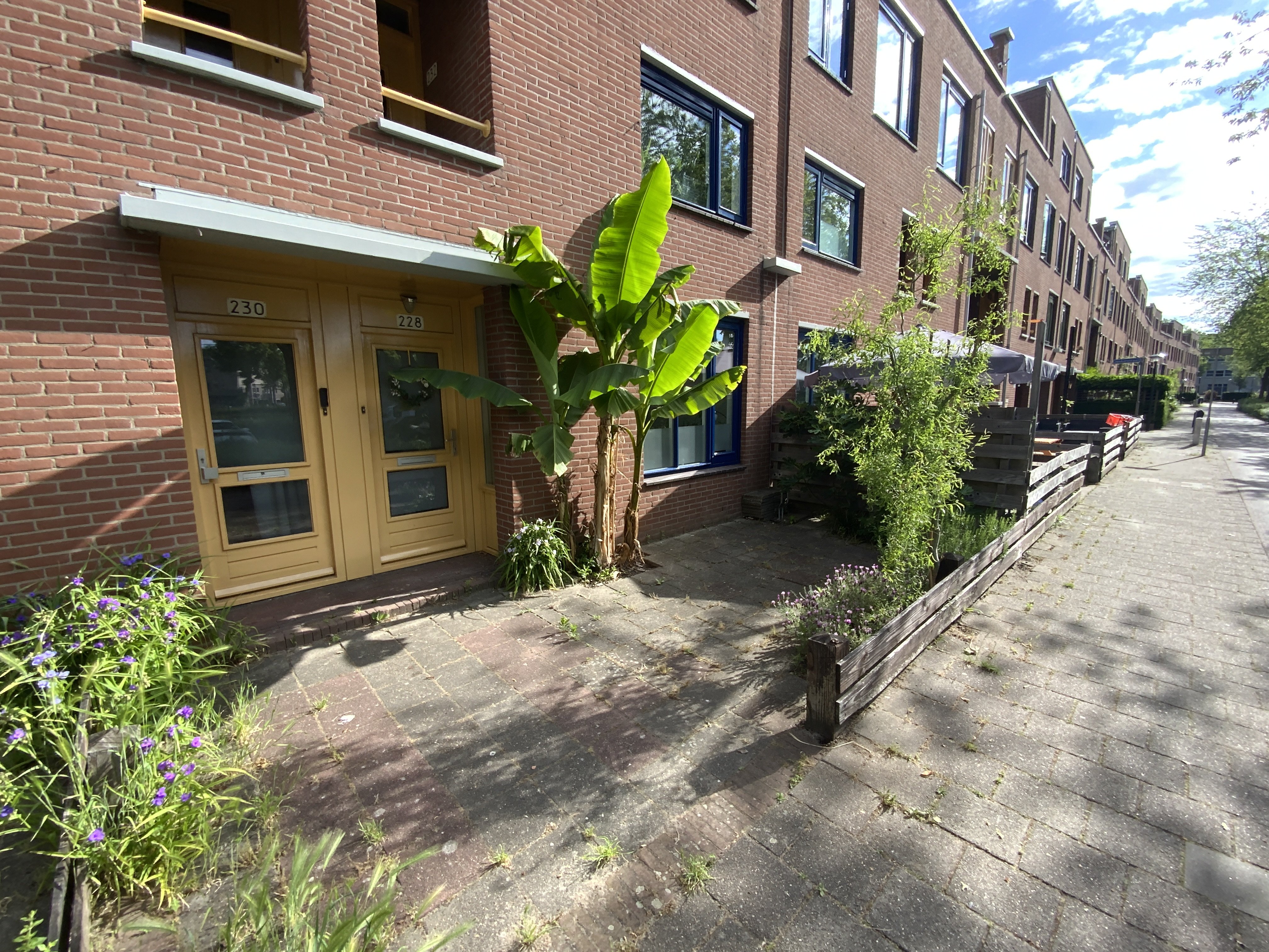 Nieuwendijk 228, 7311 RP Apeldoorn, Nederland