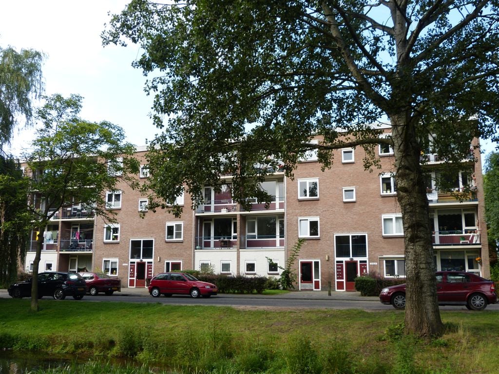 Appartement te huur: Van Oldenbarneveltstraat 76, Staatsliedenkwartier Apeldoorn