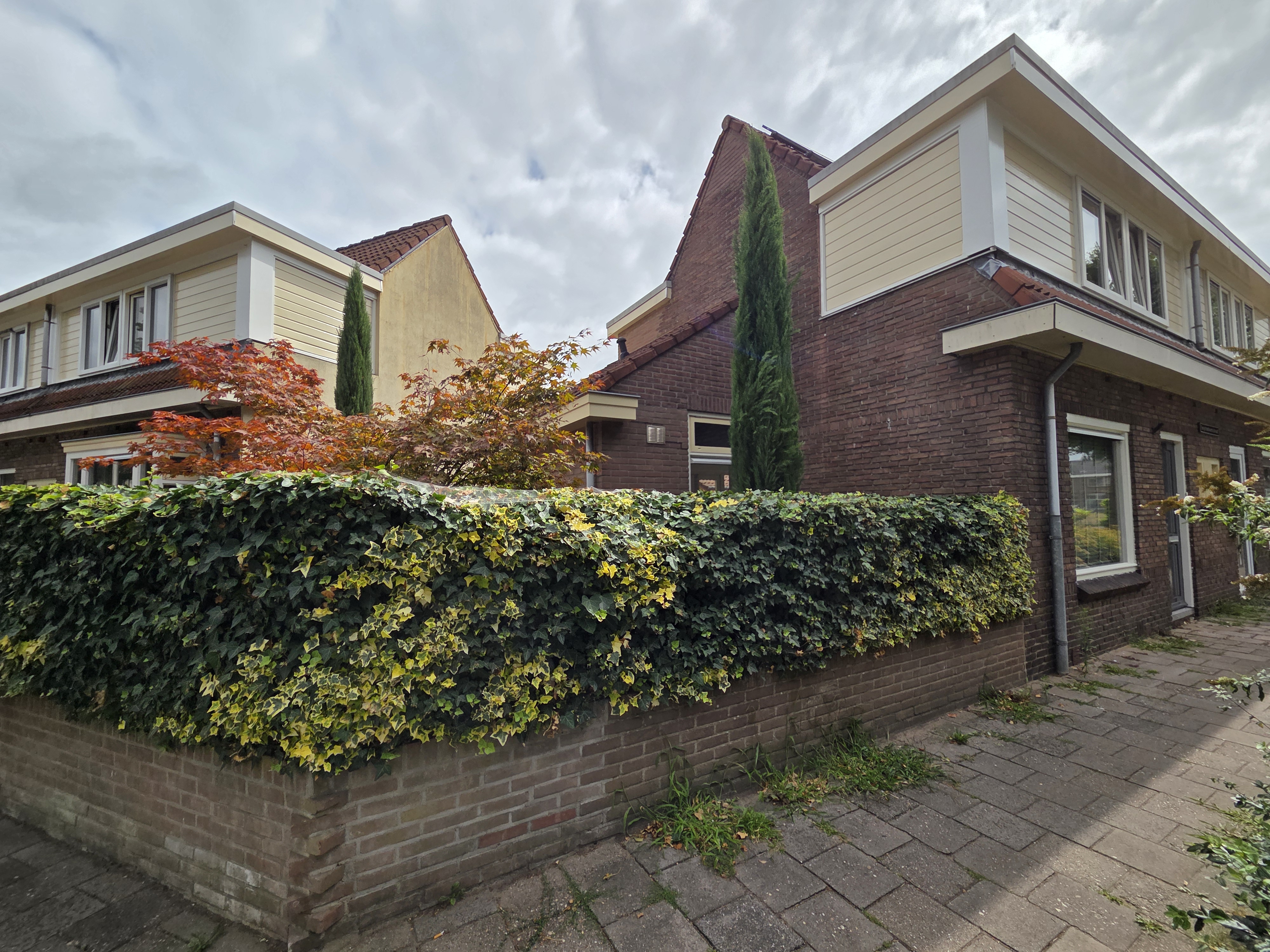 Smyrnadwarsstraat 1