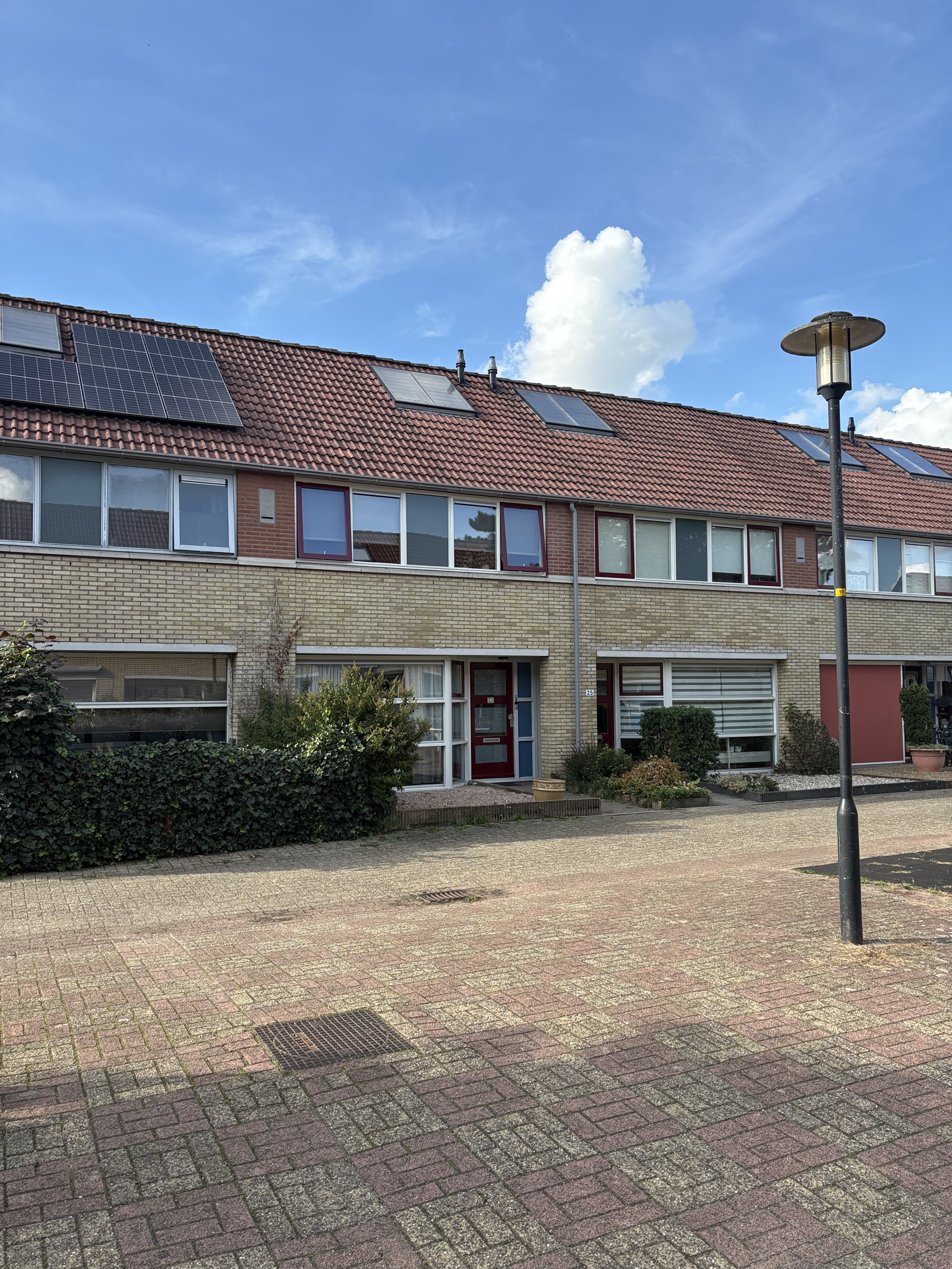 Montferland 23, 7325 ZL Apeldoorn, Nederland
